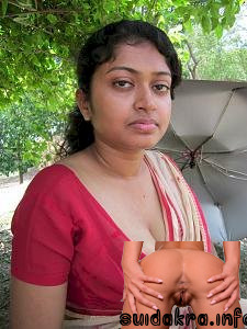 desi tamil showing bhabhi saree